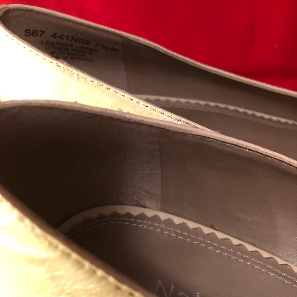 Naturalizer Pumps - Picture 4 of 5